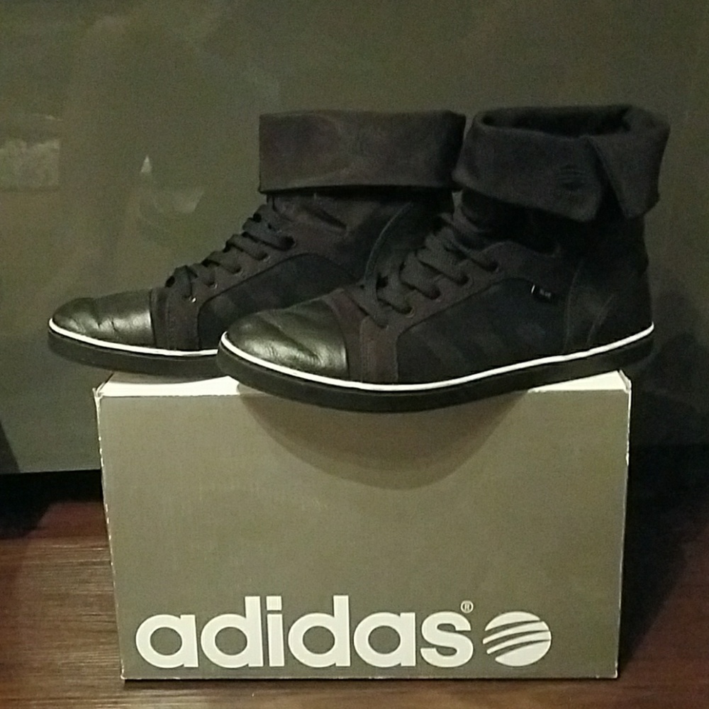 Adidas- SLVR sneakers
